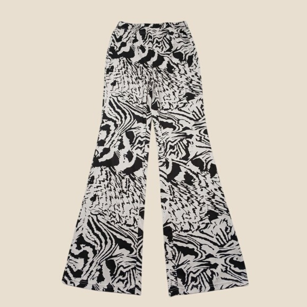 SHEIN Black White Abstract Zebra Tiger Print Wide Leg Flare Pants Small
